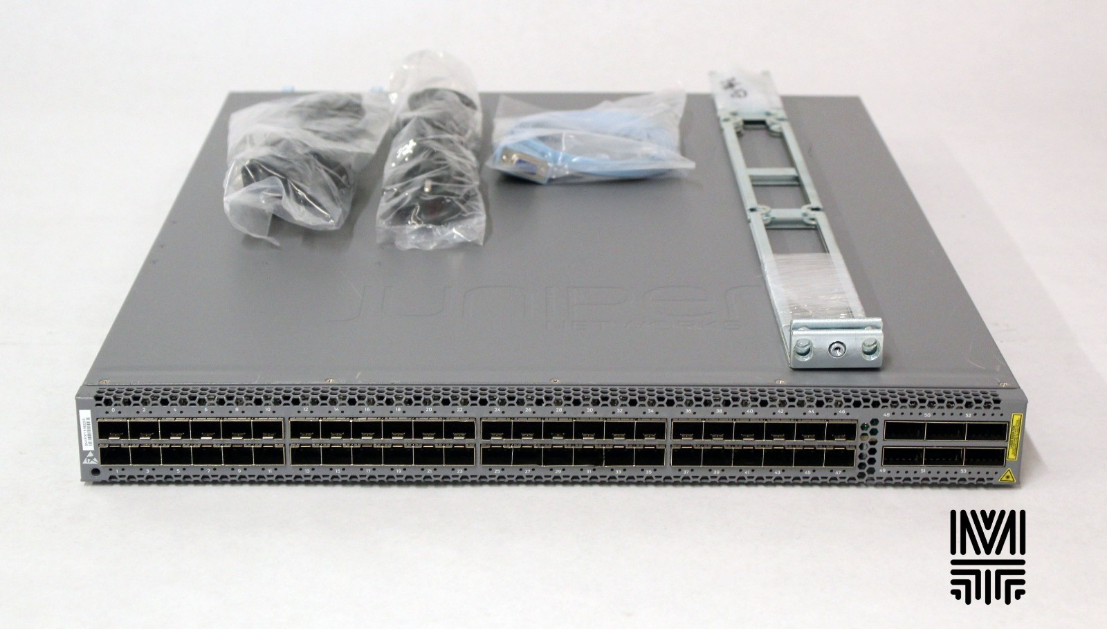 Juniper QFX5100-48S-3AFI 48-Port 10G SFP+, 6-Port QSFP+ Dual AC
