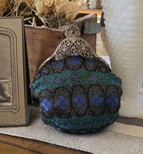 Antique 20's Beaded Purse Worth  