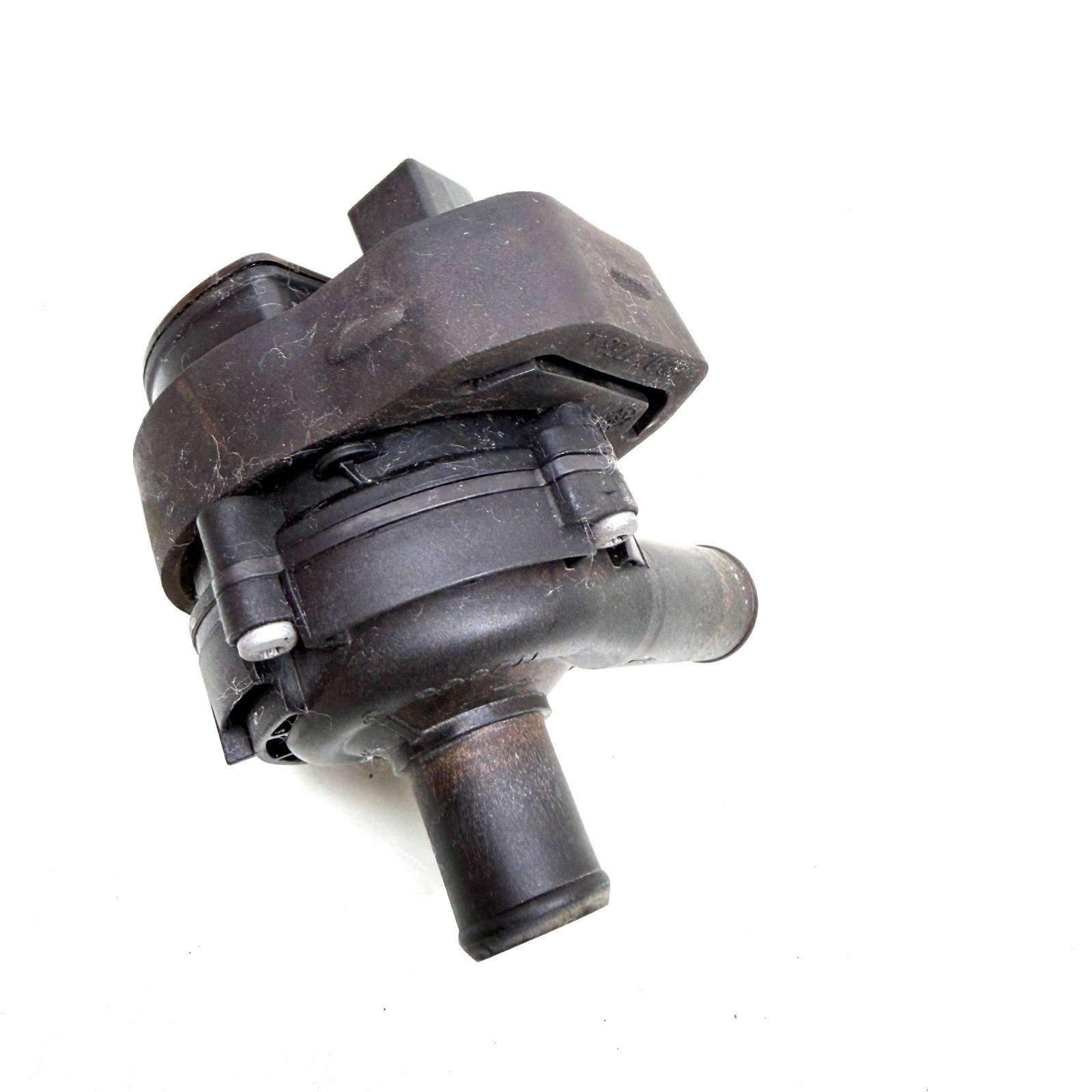 13-16 MERCEDES X166 GL450 GL550 COOLANT HEATER WATER PUMP OEM A2118350028