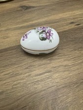 SMALL vintage  HAMMERSLEY VIOLETS FINE BONE CHINA EGG SHAPED TRINKET BOX
