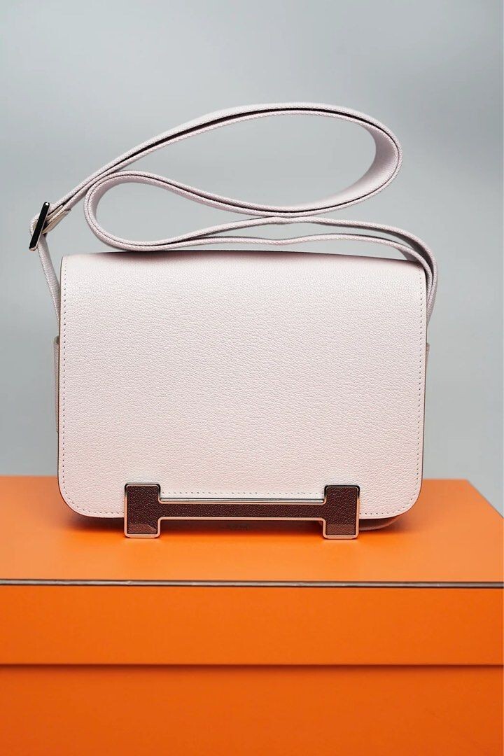 【新品・未使用】HERMES ROUGE HERMES ベージュ・ハロ 04 ルージュエルメス ルージュブリヤンシルキー 04ベージュハロ限定