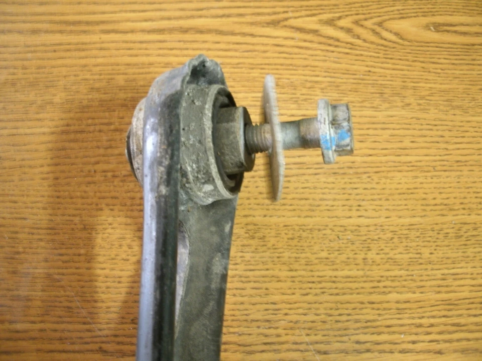 2014-2019 Cadillac CTS Right or Left Rear Lower Trailing Control Arm OEM - Image 3 of 4