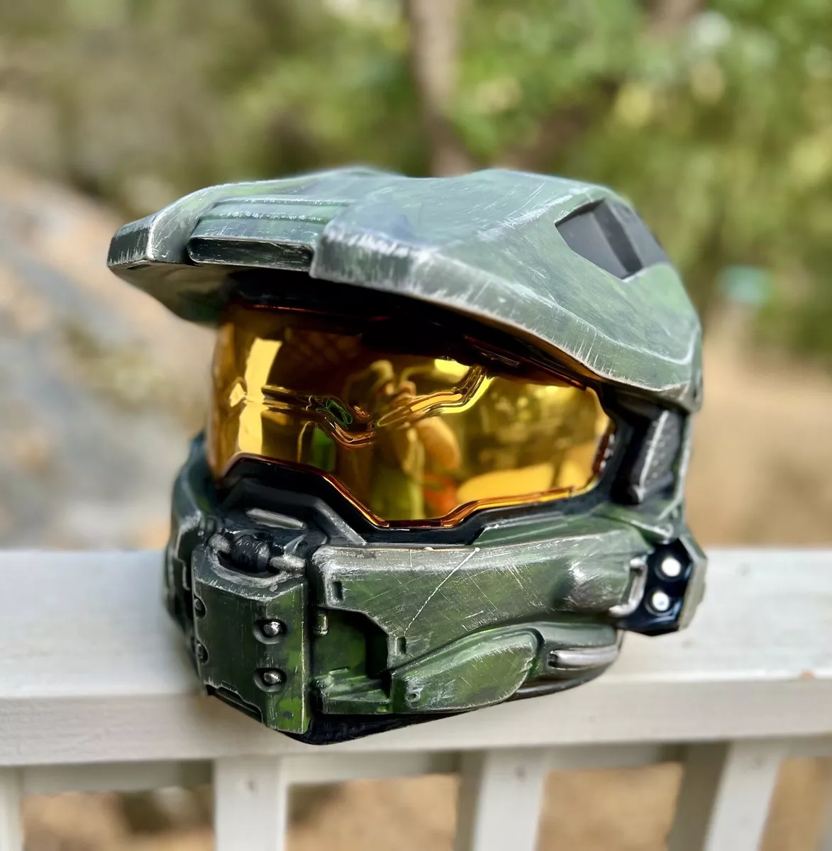 Halo 4/5 Master Chief Cosplay Full Sized Helmet - with LEDs - Prop