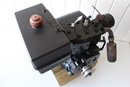 Tecumseh Vintage Engine ***** Black ***** Manufactured in USA ***** 
