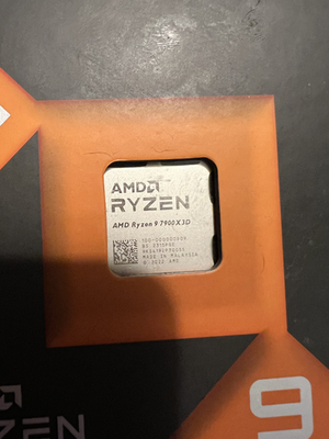 AMD Ryzen 9 7900X3D Processor (5.6GHz, 12 Cores, Socket AM5) Boxed