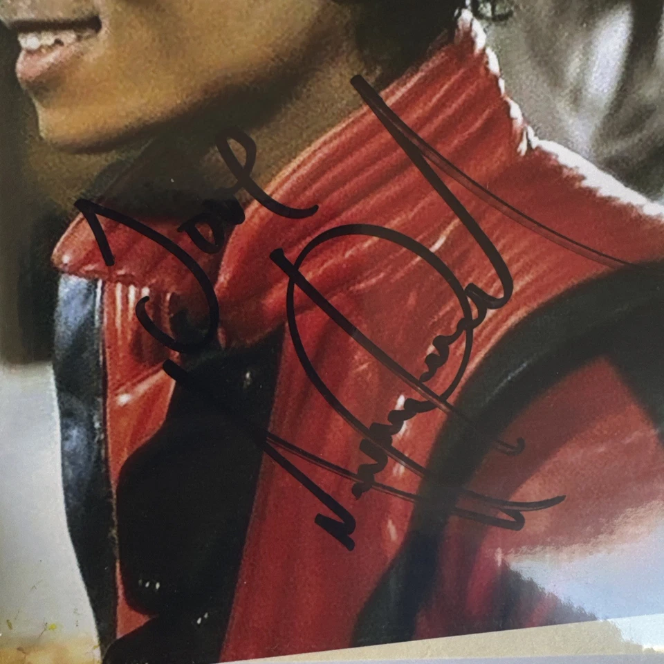 Куртка с автографом Майкла Джексона фото триллер суперзвезда с сертификатом подлинности - Изображение 3 из 4