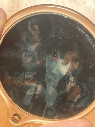 1969 Elvis Presley Suspicious Mind KeyChain 2 Faces Lenticular Mini Vinyl Record - Picture 3 of 5