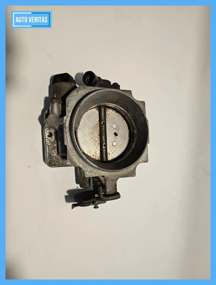 Original Suzuki Vitara SJ throttle valve - Image 2 of 4