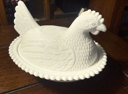 Indiana Glass Milk Glass Hen On A Nest 6in