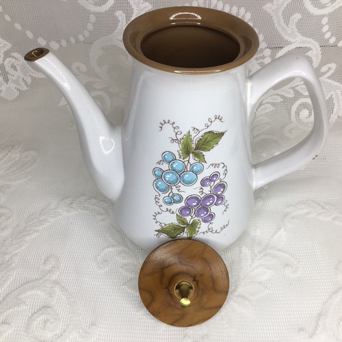 Vintage MCM Taylor Smith Taylor Arboresque Grapes Coffee Pot Carafe Wooden Lid - Picture 11 of 12