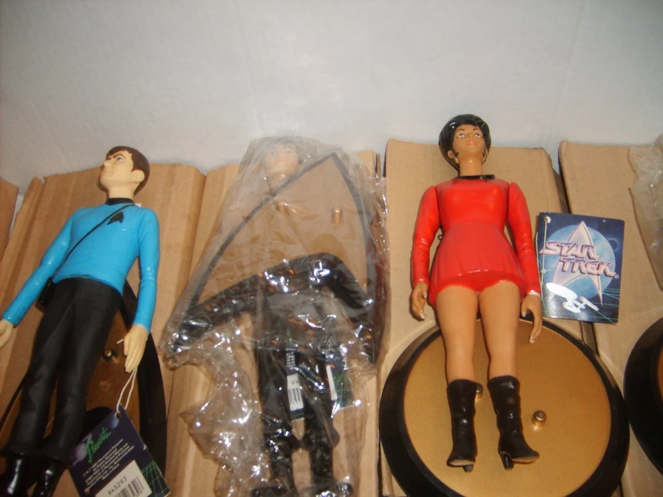 JUEGO DE 11 FIGURAS DE ACCIÓN VINTAGE APLAUSE STAR TREK CLASSIC 10" Y PVC NUEVO LOTE EN PAQUETE Foto 4 de 4