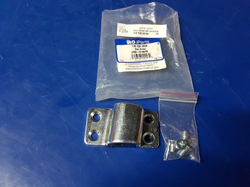 Mercedes W107 - W115 - Door Striker left hand side - 115 720 05 04, 1157200504 - Picture 4 of 6