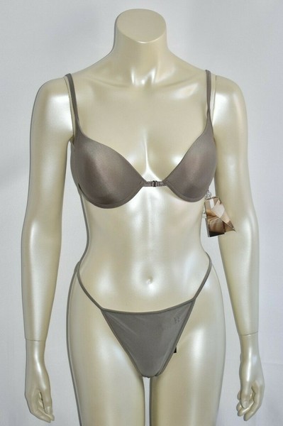 *** HUIT*** Conjunto de sujetador push-up con tanga modelo COSMETIC / DIAMOND*** PRECIO ORIGINAL: 93 €