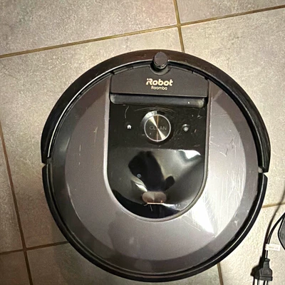 iRobot Roomba i7