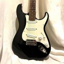 Súper raro Fender Japón STS-55R escala corta