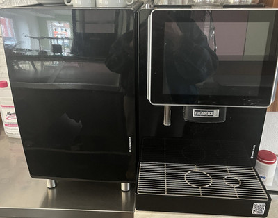 Franke A1000 Kaffeevollautomat Touchscreen Milchsystem Schwarz Gastronomie
