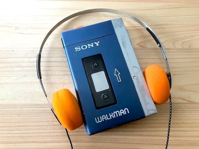 n*b様 昭和レトロ SONY WALKMAN TPS-L2 ステレオカセットプ Beautiful Vintage SONY Walkman TPS-L2 Cassette Player Stereo 1st