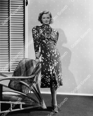 Simone Simon 8x10 Rare Photo