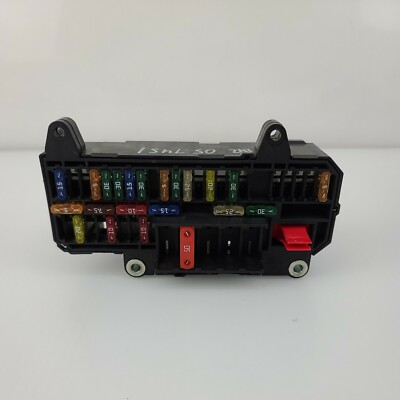 2002 - 2009 Bmw E65 E66 Distribution Trunk Relay Fuse Box Module Unit 6900583