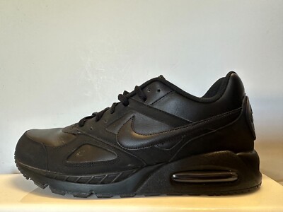 nike air max ivo mens triple black