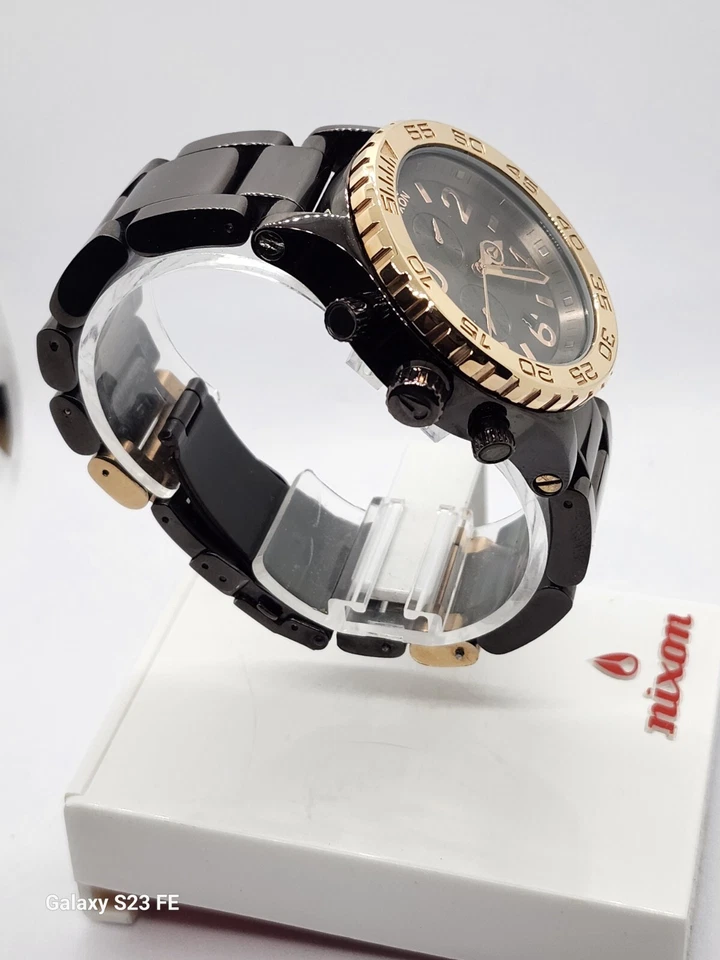 Nixon El 42-20 Chocolate Y Oro, Falta Una Mano Subesfera!!! Foto 3 de 4