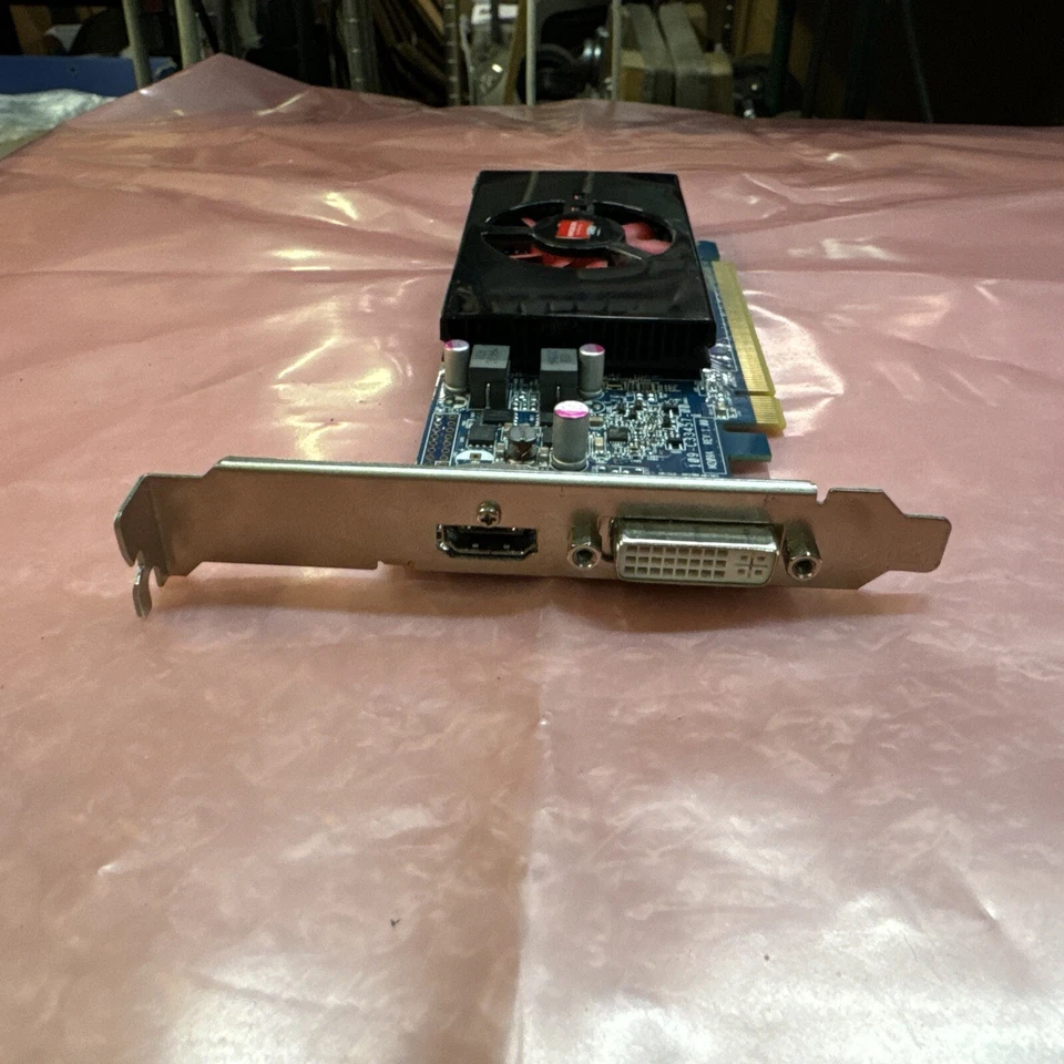 AMD Radeon HD 7570 1 GB DDR3 HDMI PCI Express 2.1 x16 Video Card Dell 0NTVR - Image 2 of 4