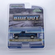 Greenlight 1987 Ford F-250 XLT Lariat Bigfoot Cruiser #1 Hobby Exclusive 1:64