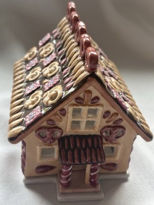 Beautiful Villeroy & Boch Ginger Village Pretzel Candle Holder