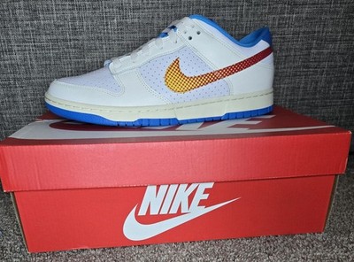 Nike Dunk Low  SE Harlem Globetrotters Comic Swoosh Sail Red Blue Size 10.5 NEW