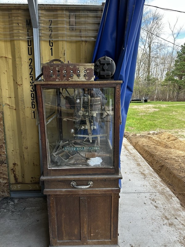 Antique Popcorn Machine Holcomb & Hoke