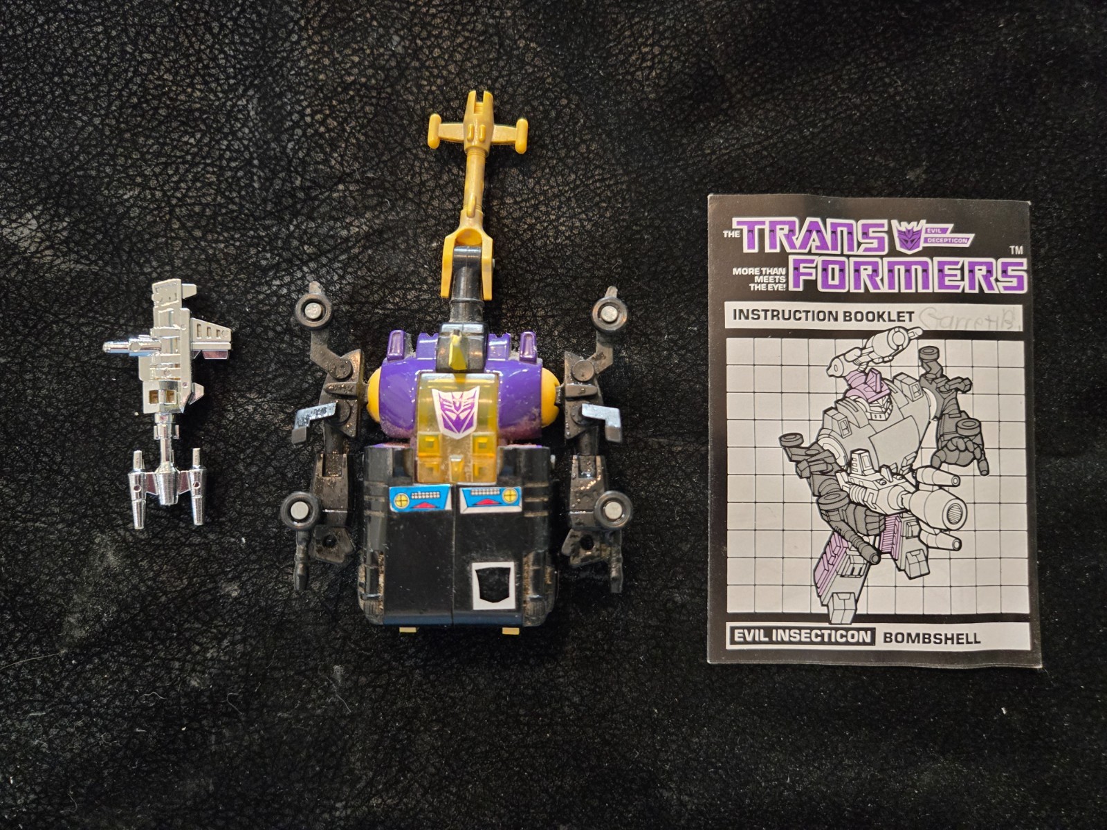 G1 Transformers BOMBSHELL 1985 Decepticon COMPLETE! Hasbro/Takara