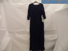ONYX Women's Size 14 Navy Blue 3/4 Sleeve Lace Evening Gown. Style 649793JC