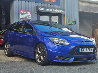 2013 Ford Focus 2.0T ST-3 5dr ESTATE PETROL Manual - Image 1 of 4