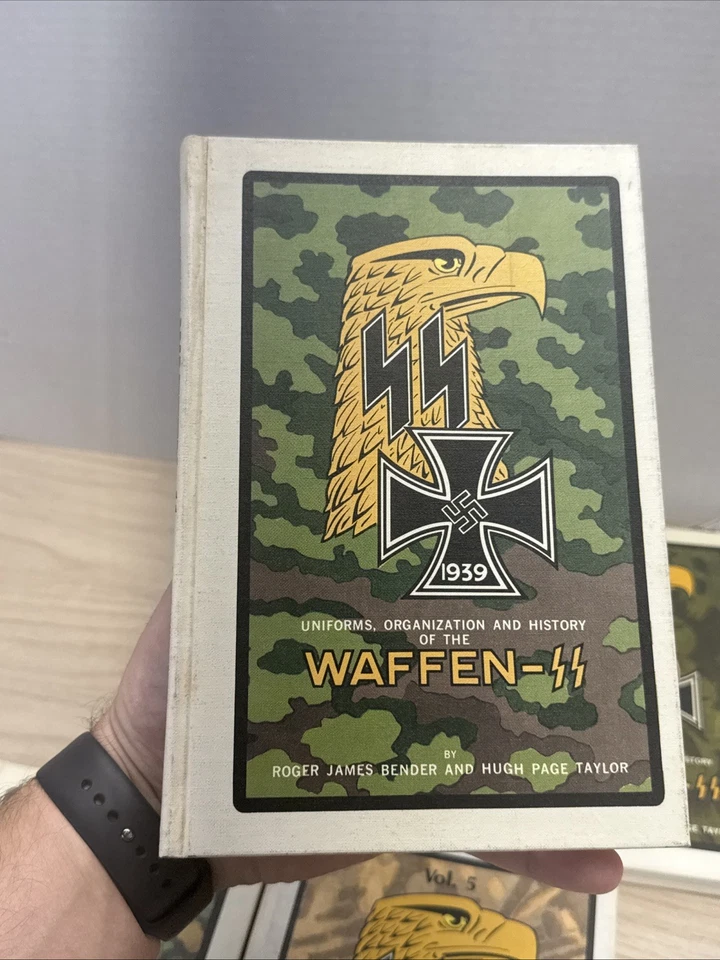 Volumes 1-5 WWII German Army & History of Waffen SS Uniforms Books 1st Editions Foto 4 de 4