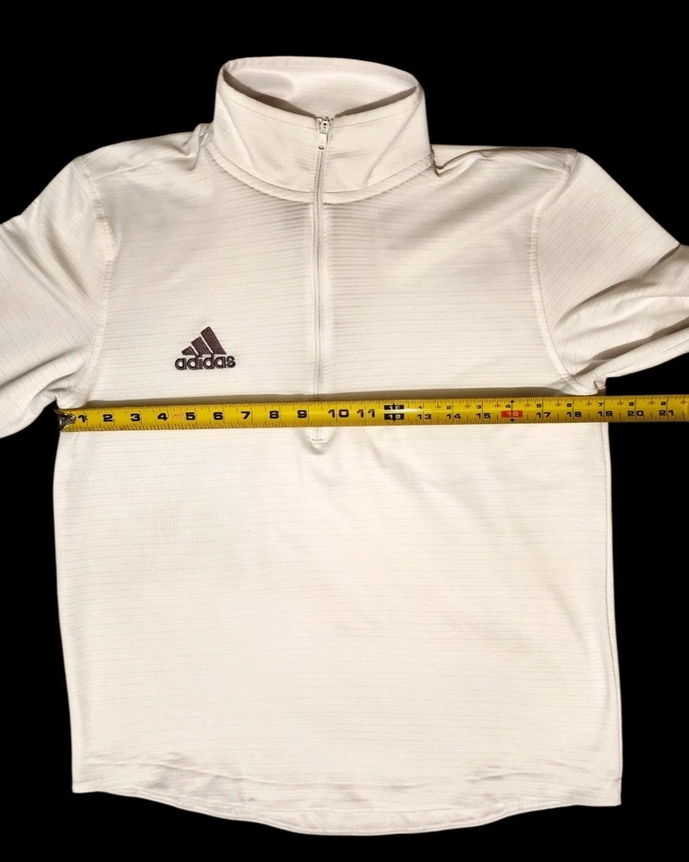 Top deportivo de manga larga Adidas para mujer 1/4 cremallera bajo las luces talla mediana Foto 4 de 4