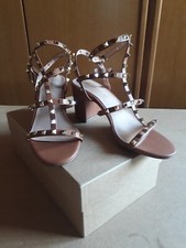 Sandali donna in pelle color cuoio con borchie oro e tacco 9cm Andrea Morando 39