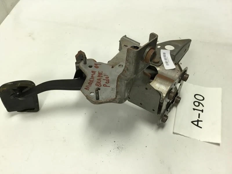 2009 NISSAN MAXIMA BRAKE PEDAL ASSY OEM+ - Image 3 of 4