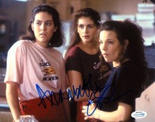 Annabeth Gish Mystic Pizza Autographed Signed 8x10 Photo ACOA