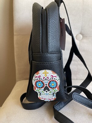 Universal Studios Halloween Horror Nights 2024 Mini Backpack Skull Graphic New Universal Studios Halloween Horror Nights Glow-In-The-Dark  main image 2