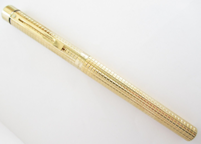 Sheaffer Targa Chequered Classic Gold Electroplate Fountain Pen