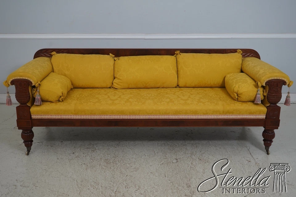 67824:大卫·莱福特美式帝国风格桃花心木沙发 — 第 2/4 张图片
