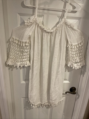 Top Made In Italy White Top Spagetti Straps Ruffled Crochet Tassel Trim