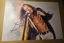 STEVEN TYLER, 🎤 AEROSMITH ORIGINAL AUTOGRAPH W/COA 12X9INCH 🤘 PHOTO STEVEN TYLER, 🎤 AEROSMITH ORIGINAL AUTOGRAPH W/COA 12X9INCH 🤘 PHOTO
