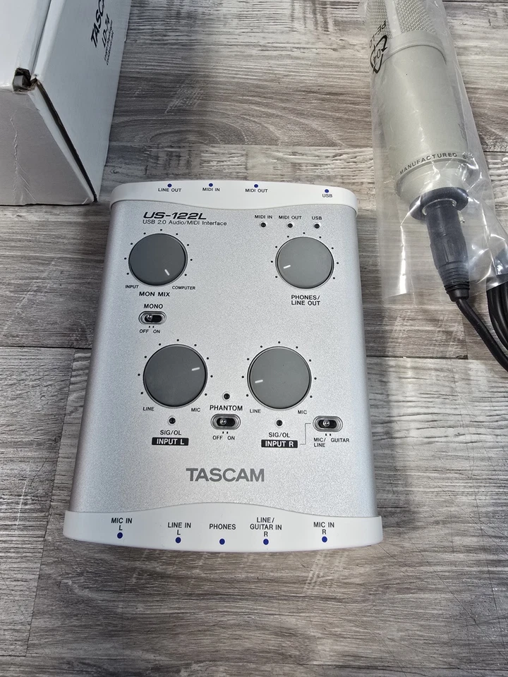 TASCAM LD-74 MICROPHONE & US-122L  W/ CABLES AND STAND With 14" Cable Included - Image 2 of 4