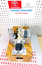 Elevador de freno de cilindro maestro base Prius 2010-2012 pieza original OEM 47050-47150