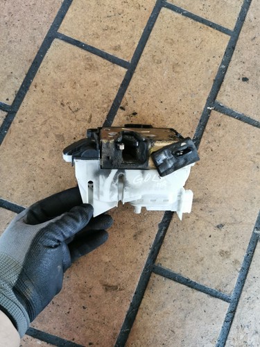 Volkswagen VW Golf III 1H Türschloss Türverriegelung hinten rechts ZV 1H4839016G