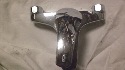 Einhebelmischer mit Brauseanschluss - Bild 1 von 2