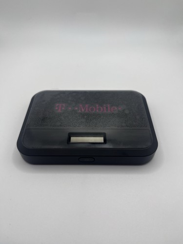 (UNLOCKED) T-Mobile Franklin T9 Mobile Hotspot With Box, Battery, And Charger - Picture 6 of 7