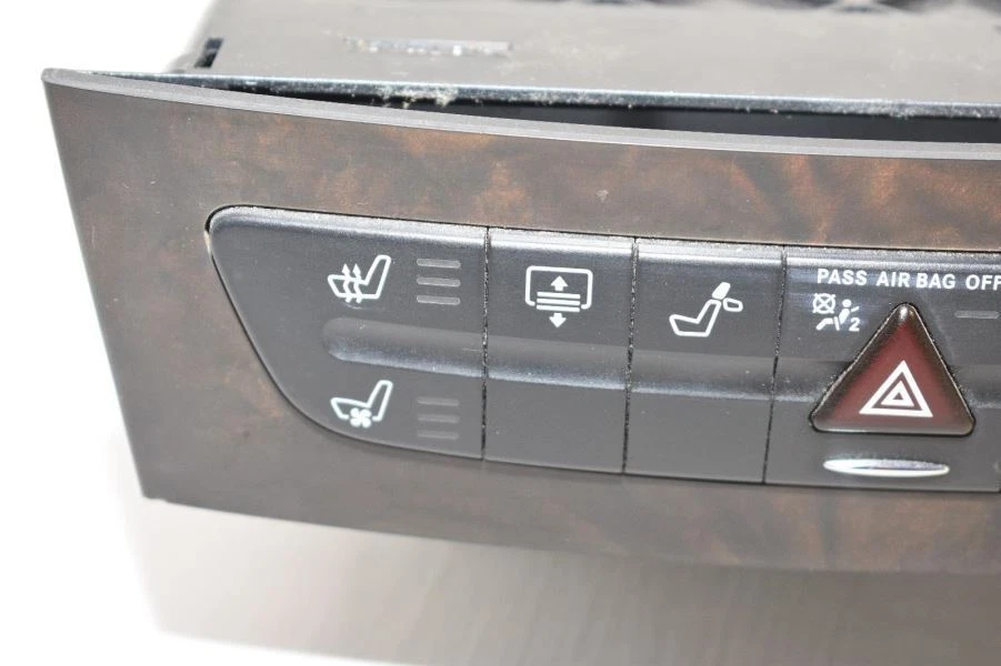 MERCEDES BENZ CLS550 W219 2007-2011 REPOSACABEZAS VENTANA Y ASIENTOS CONTROLES DE TEMPERATURA Foto 2 de 4