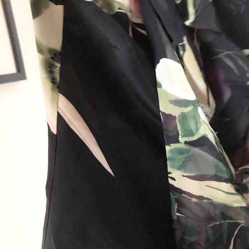 Adrianna Papell All Silk Black Floral blouse two layer top floral sz 12 - Picture 4 of 7